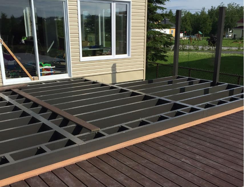 Auvents de balcon avec toiture en polycarbonate